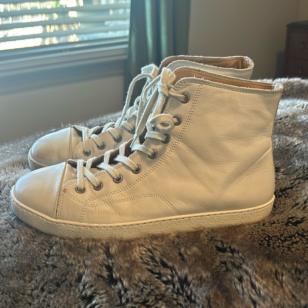 Groundies Brooklyn High Top Sneakers